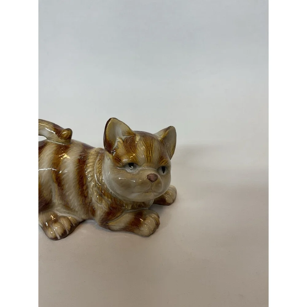 Vintage Cat Ceramic Glazed Striped Cat Tan Brown Crouch Laying‎ Down Kitten